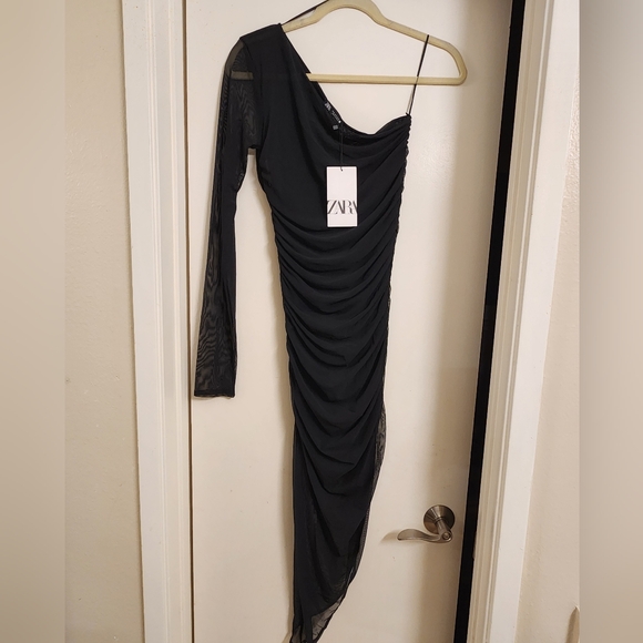 Zara Draped Assymetric Dress Black Size S small 0085 NWT One Shoulder - Picture 8 of 10